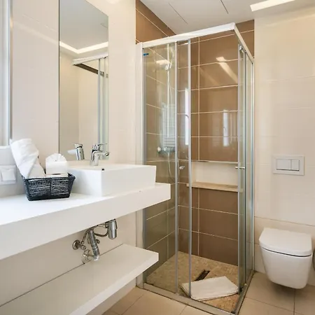 Hotell Mimosa 4 Bedroom In Portimão