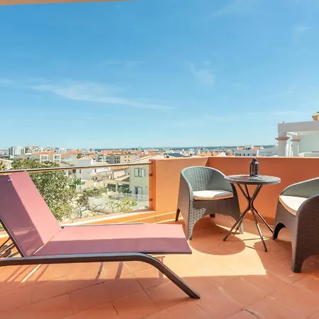 Hotell Mimosa 4 Bedroom In