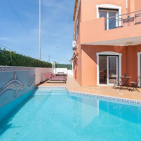 Mimosa 4 Bedroom In 4* Portimão