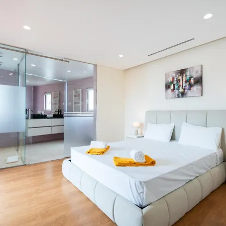Hotel Mimosa 4 Bedroom In