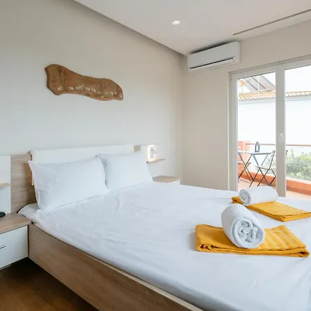 Hotel Mimosa 4 Bedroom In